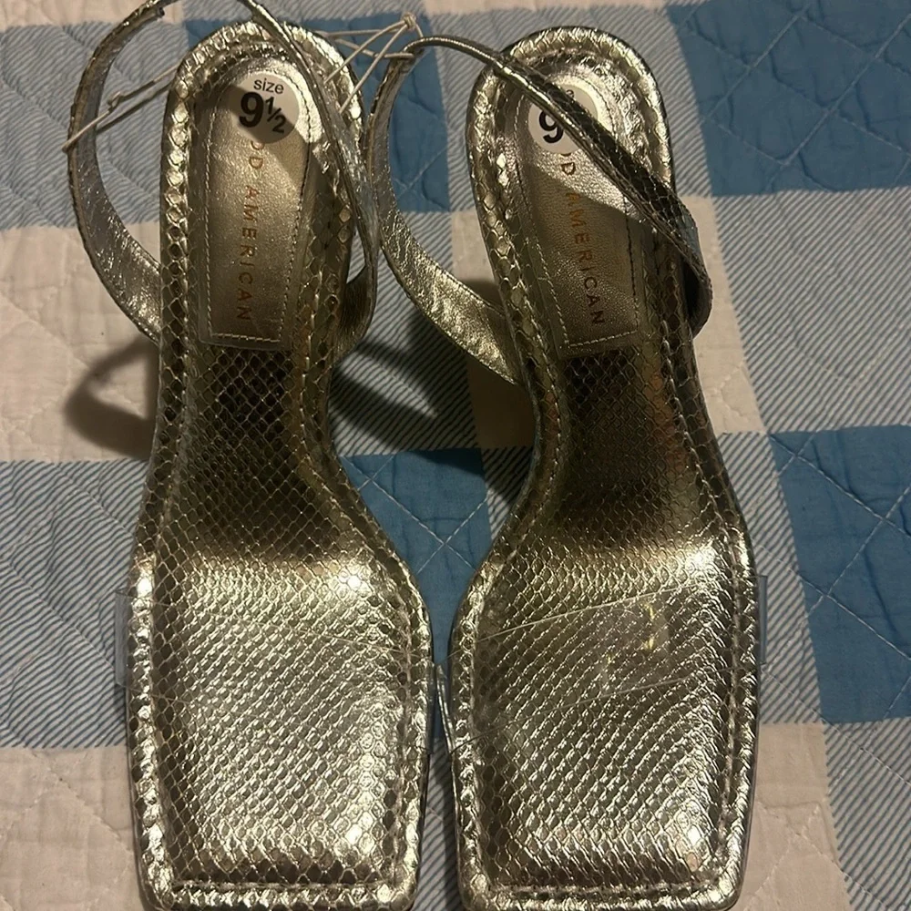 NEW Good American Open Square Toe Heels Silver Snake size 9.5
